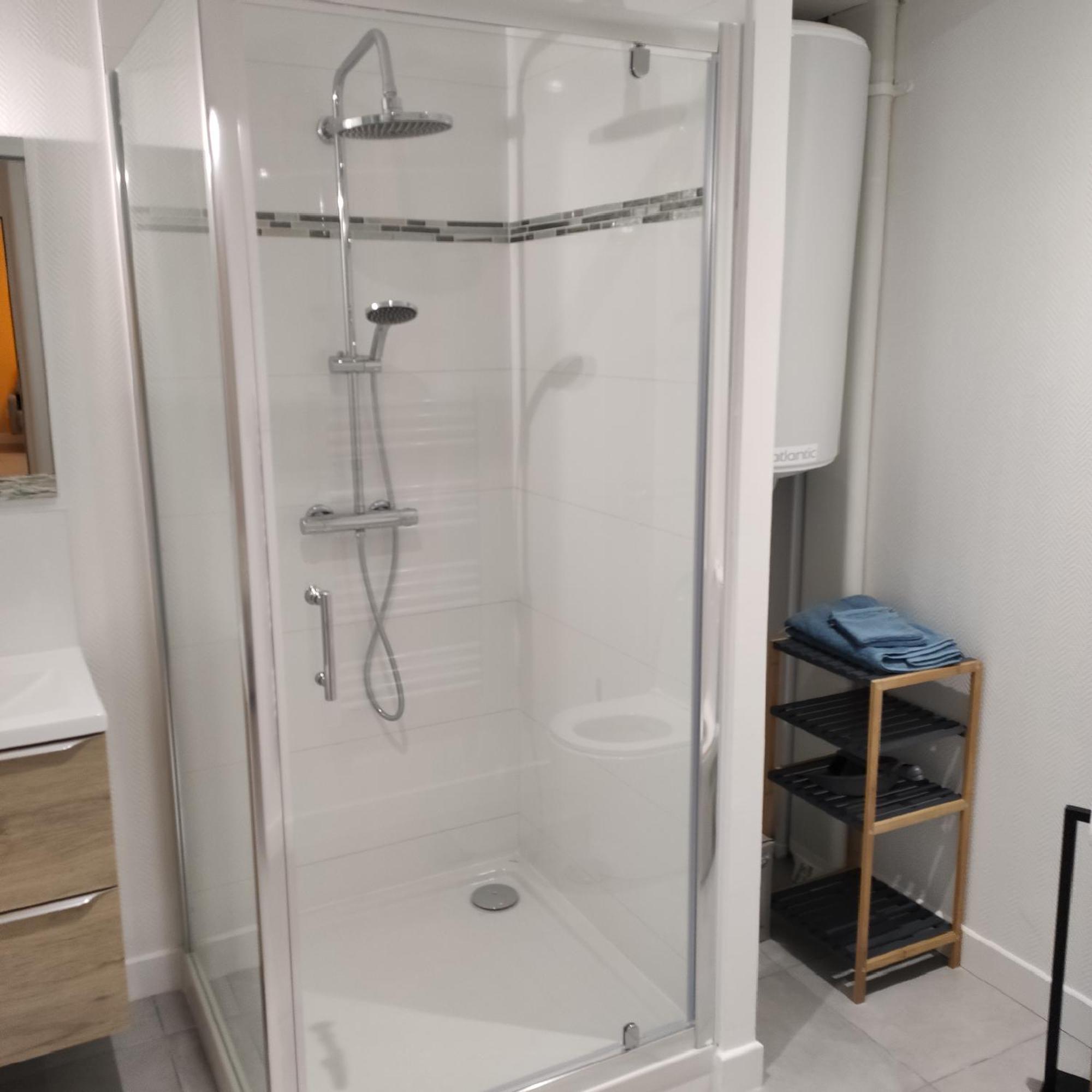 Appartement Cosy Avec Place De Parking Privee 勒芒 外观 照片